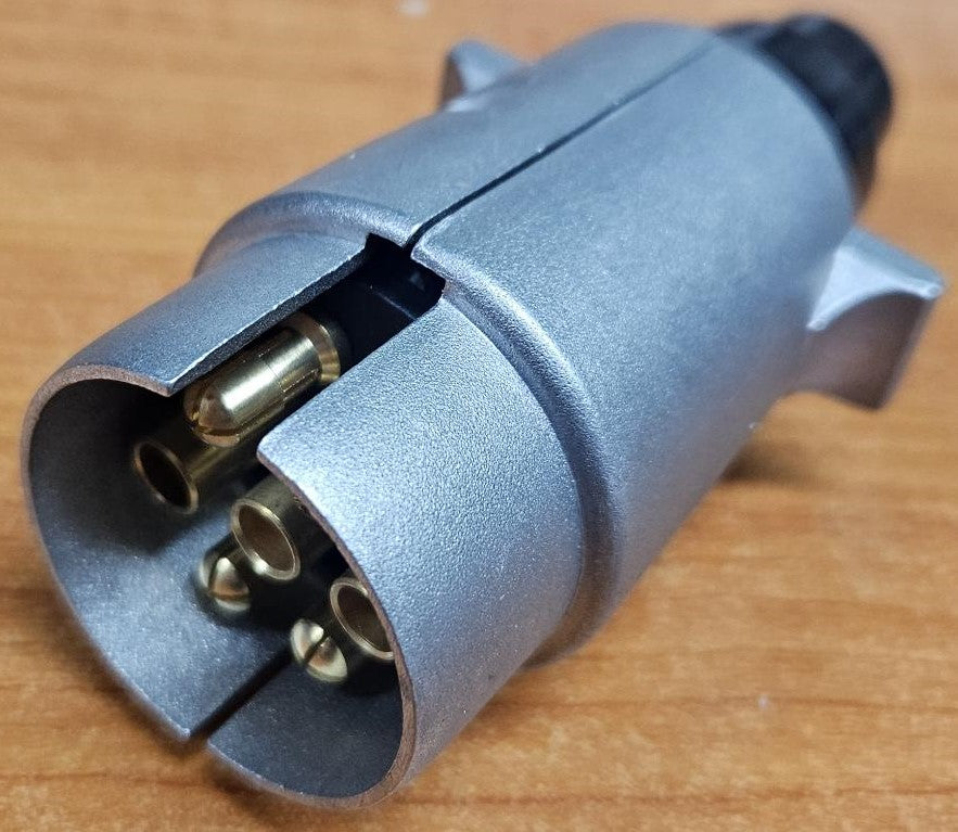 7-Pin Large Metal Trailer Plug