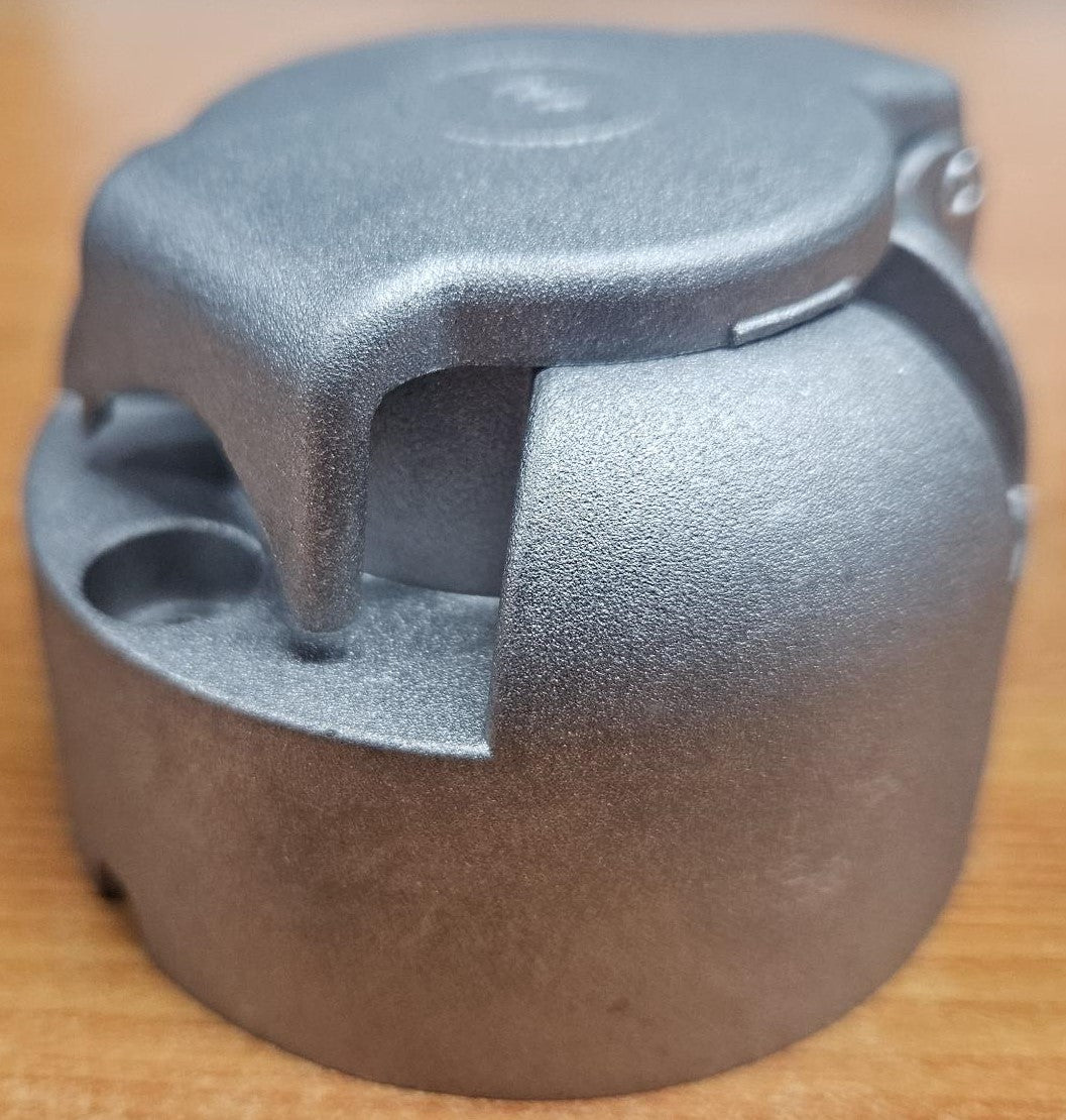 7-Pin Large Metal Trailer Socket